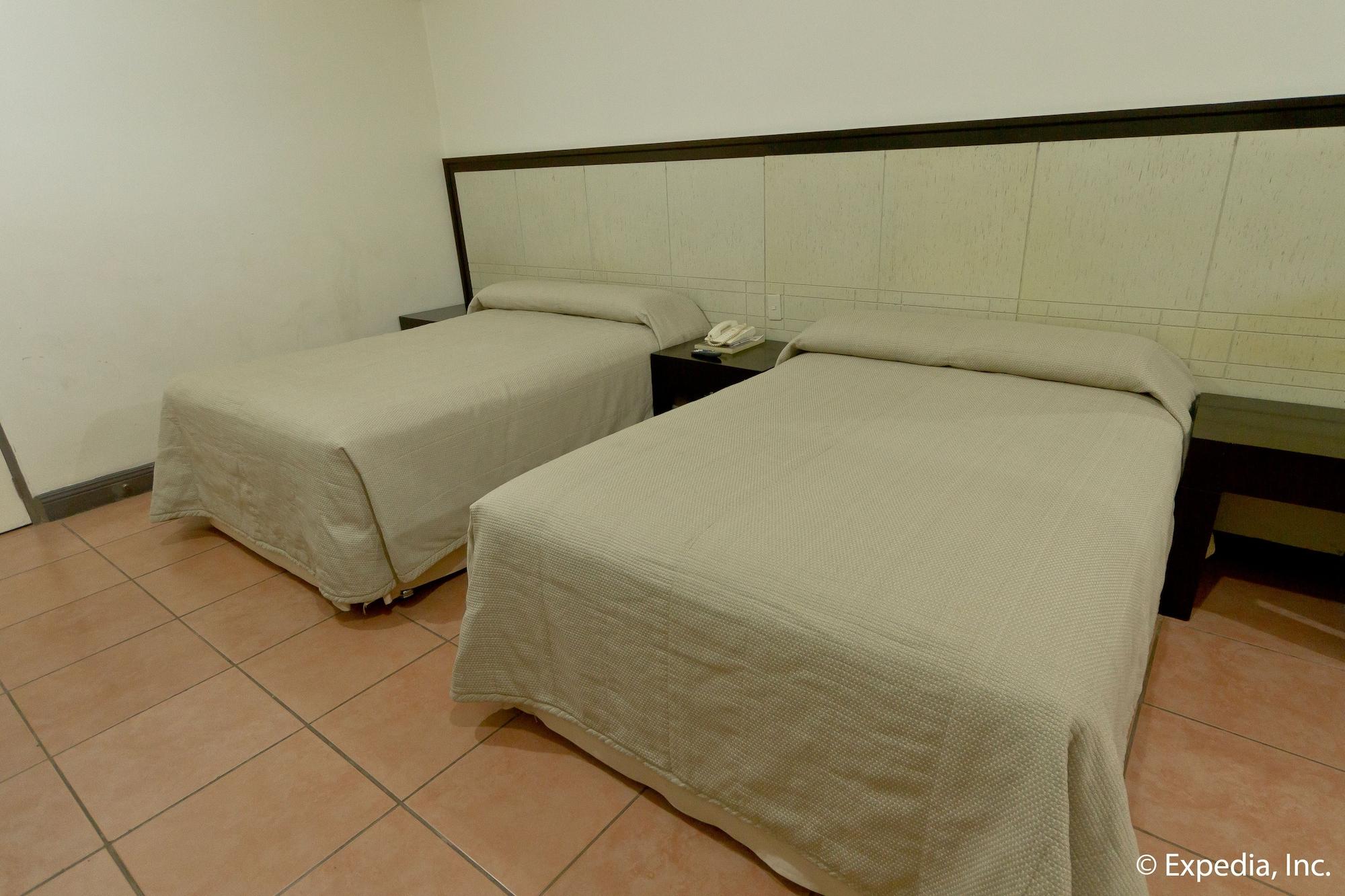 Crown Regency Residences Cebu - Quarantine Hotel Экстерьер фото